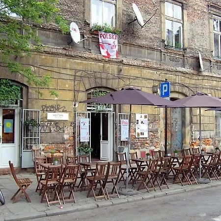 2bdr 2bth Trinity In Jewish Quarter Appartement *